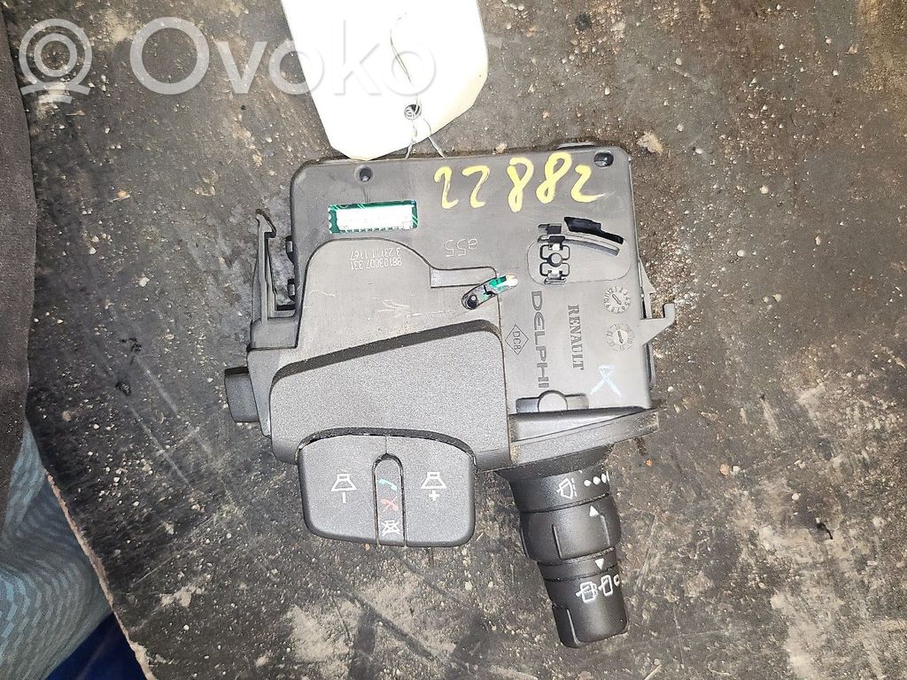 Renault Clio III Wiper control stalk 