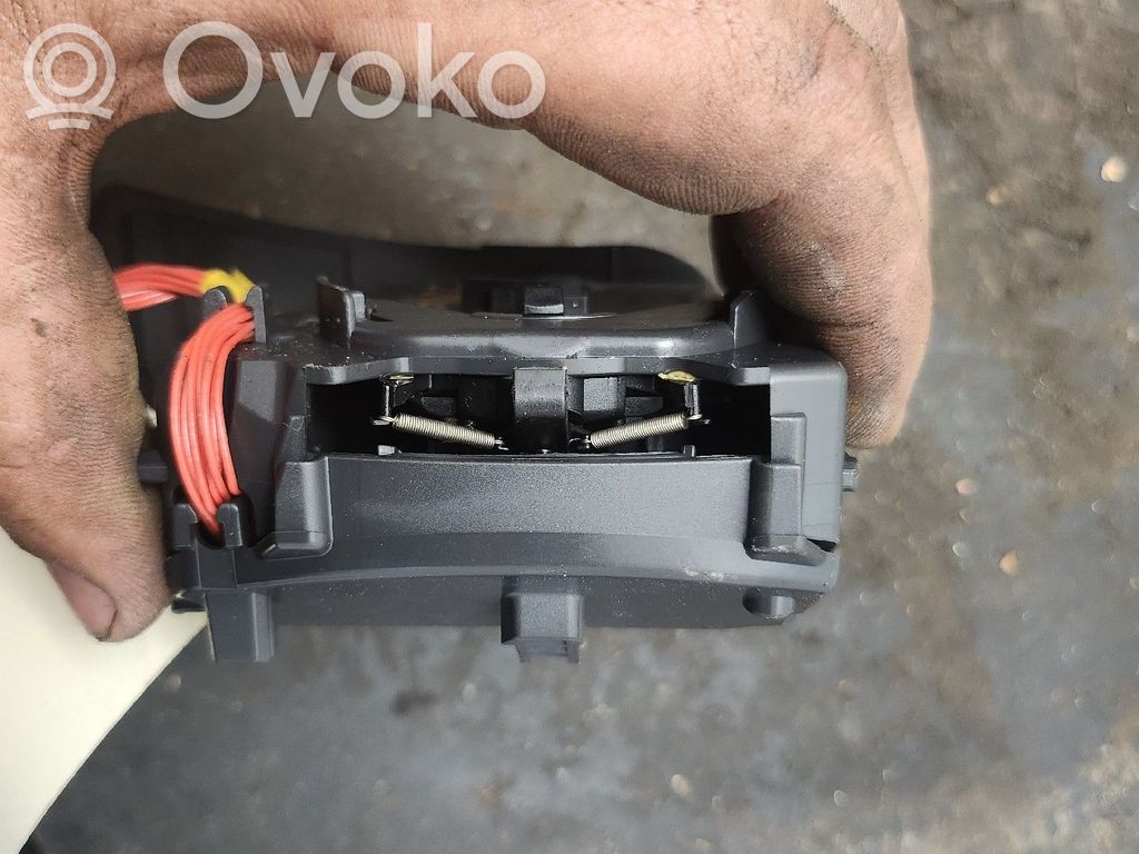 Renault Clio III Indicator stalk 