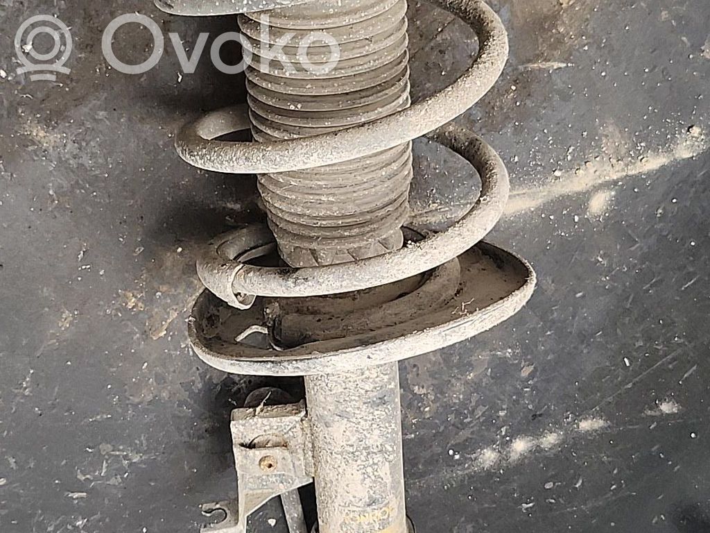 Peugeot 308 Priekšpusē amortizators ar atsperi 