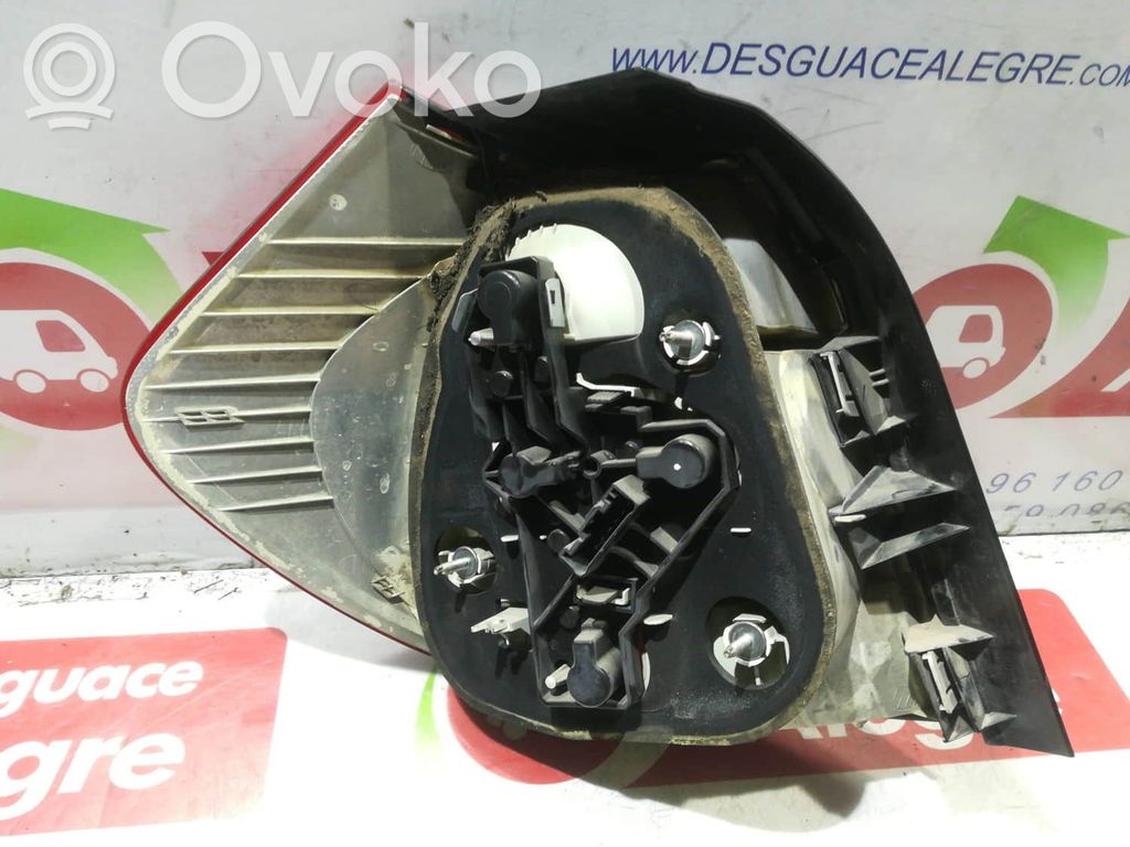 BMW 1 E81 E87 Galinis žibintas kėbule 