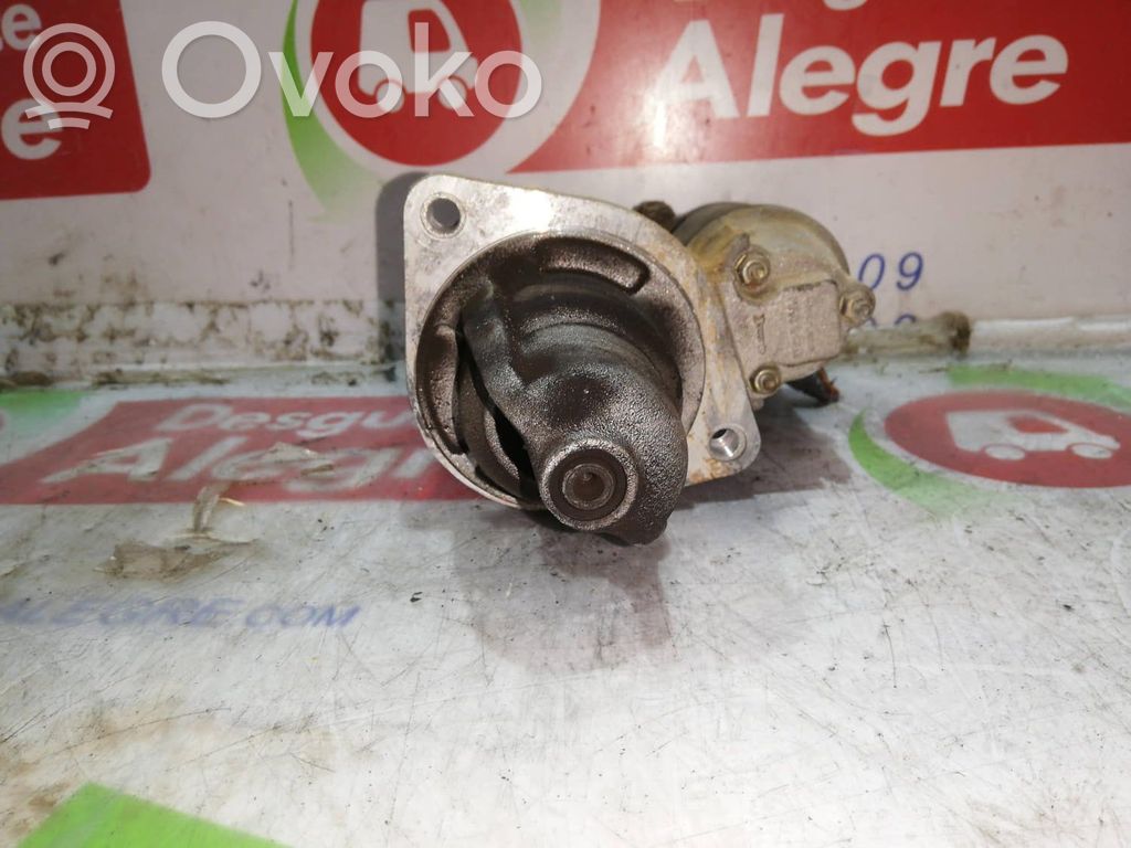 Motor de arranque   233002F200