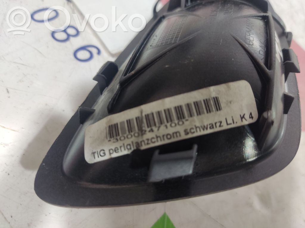 BMW 1 E81 E87 Front door interior handle 