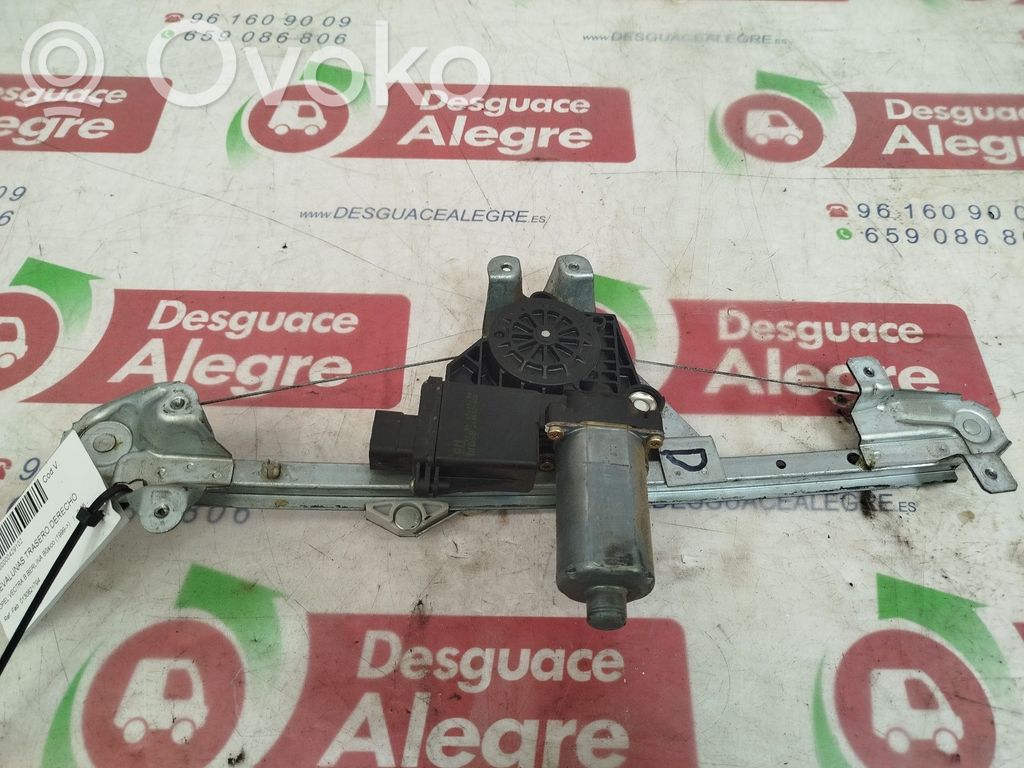 Regulador manual de la ventanilla trasera   0130821794