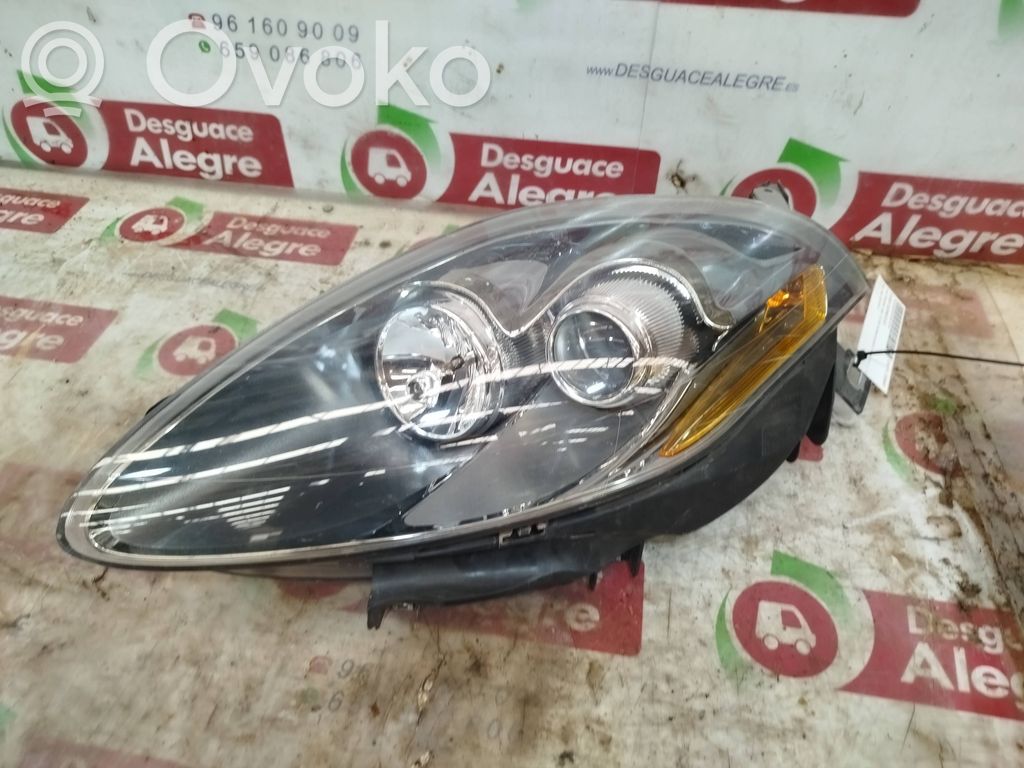 Fiat Croma Lampa przednia 
