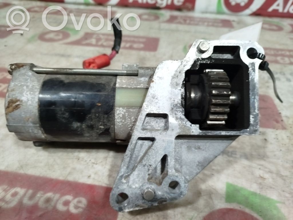 Стартер   05033440AA