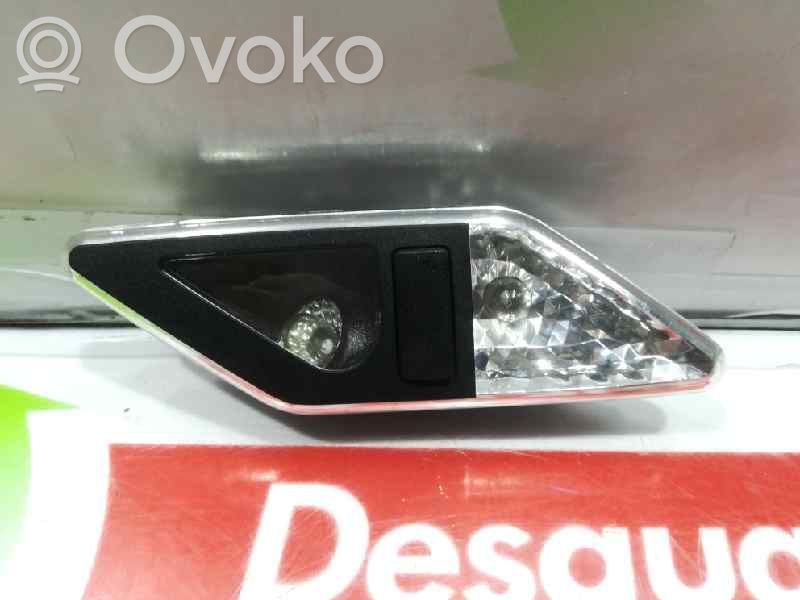 Innenraumbeleuchtung vorne   8375585