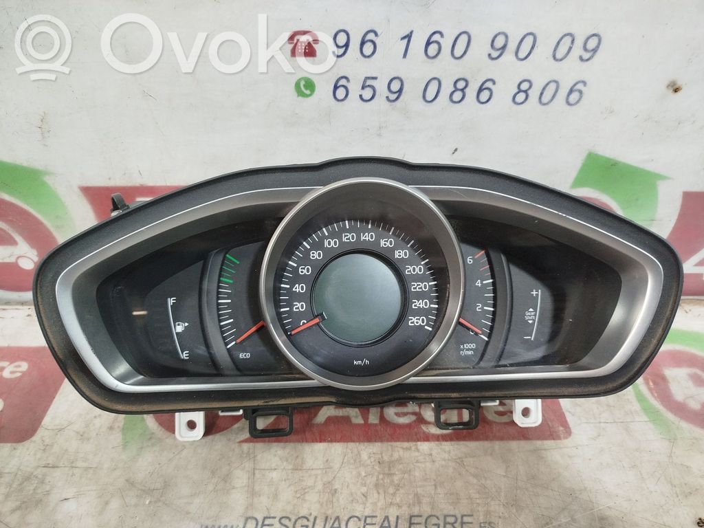 Geschwindigkeitsmesser Cockpit   36011338