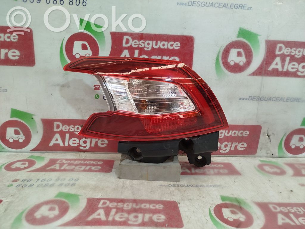 Peugeot 308 Lampă spate în caroserie 