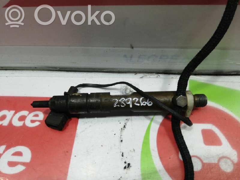 Inyector de combustible   038130201F