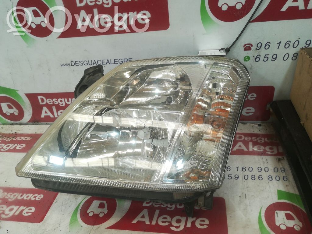 Opel Meriva A Lampa przednia