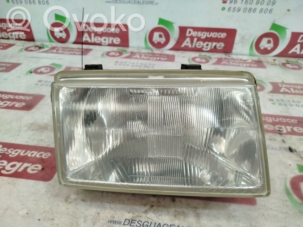 Renault Trafic I Phare frontale