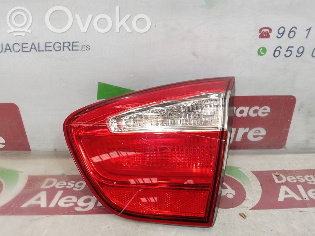 KIA Rio Feux arrière sur hayon