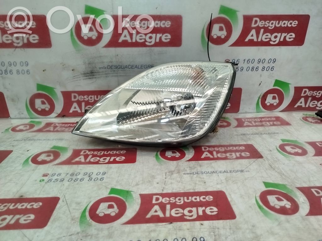 Ford Fiesta Headlight/headlamp 