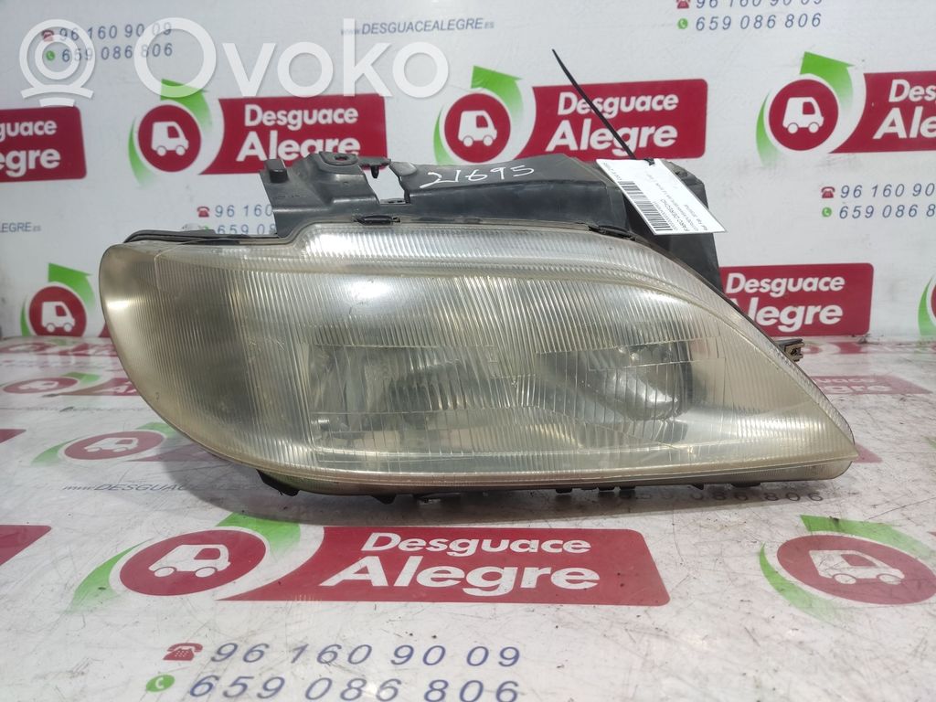 Citroen Xsara Lampa przednia
