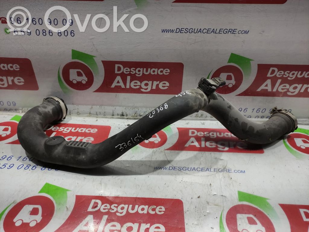 Audi A4 S4 B8 8K Furtun/conductă intercooler 