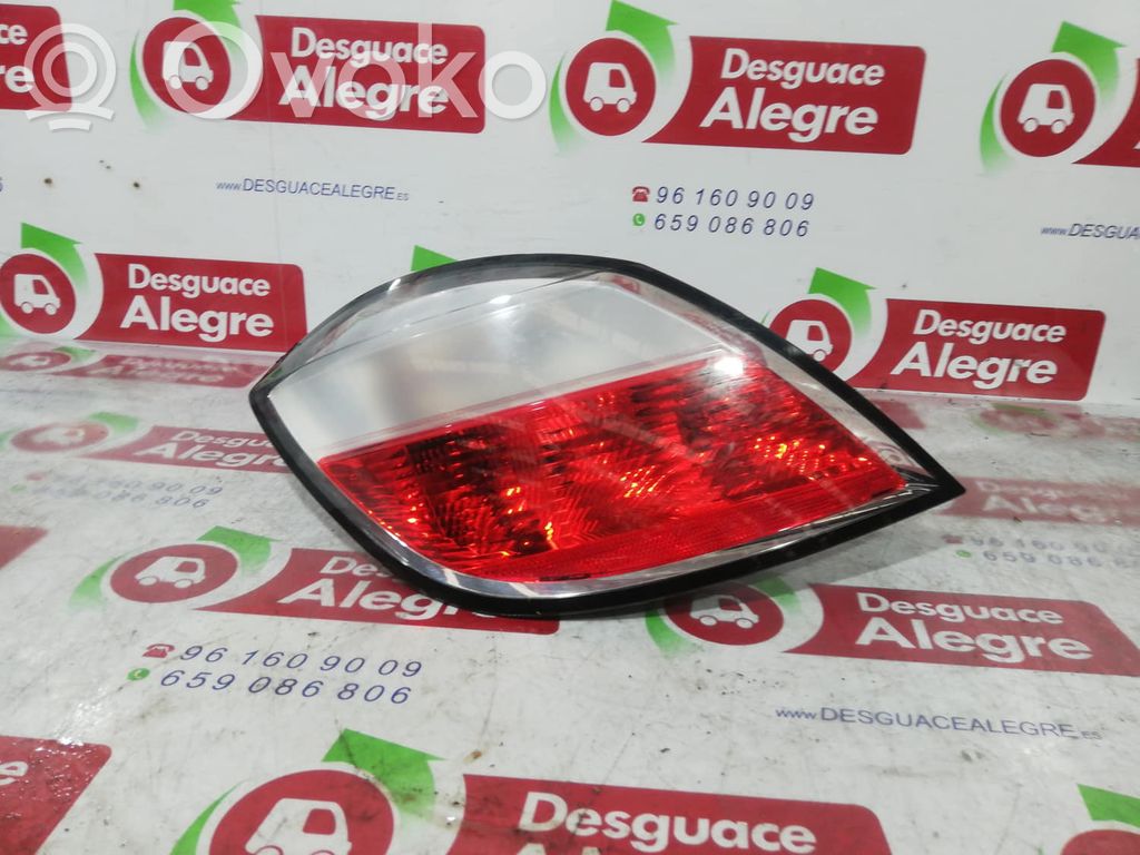 Opel Astra H Luci posteriori 
