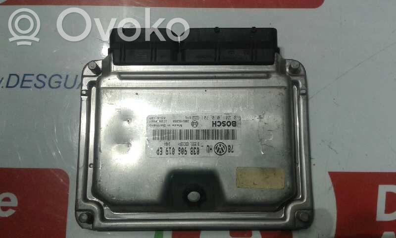 Volkswagen PASSAT B5.5 Sterownik / Moduł ECU 