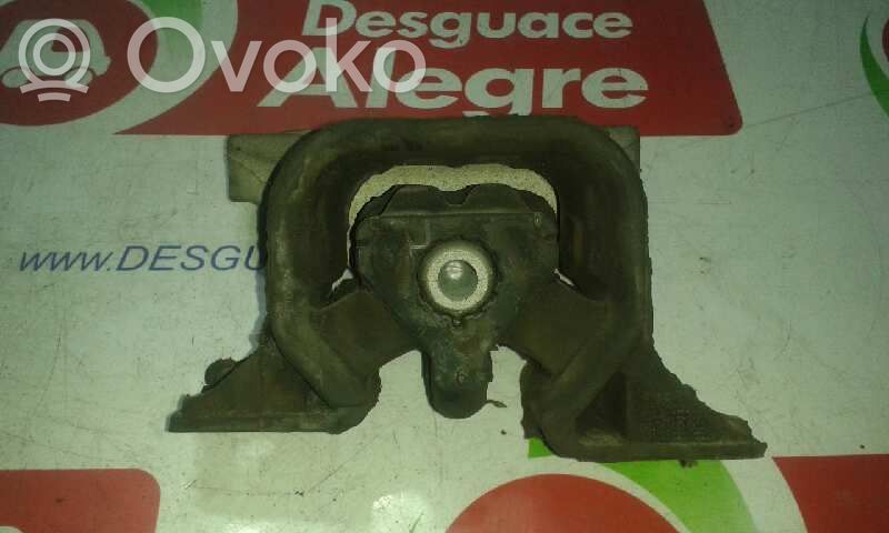 Opel Corsa C Wspornik / Mocowanie silnika 