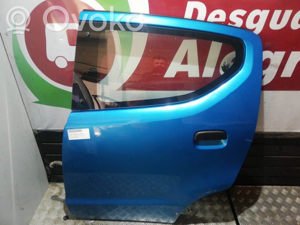 Suzuki Alto Puerta trasera 