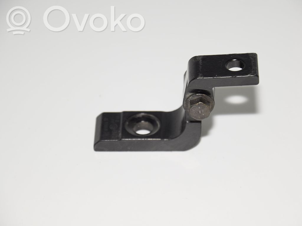BMW i3 Rear door lower hinge 