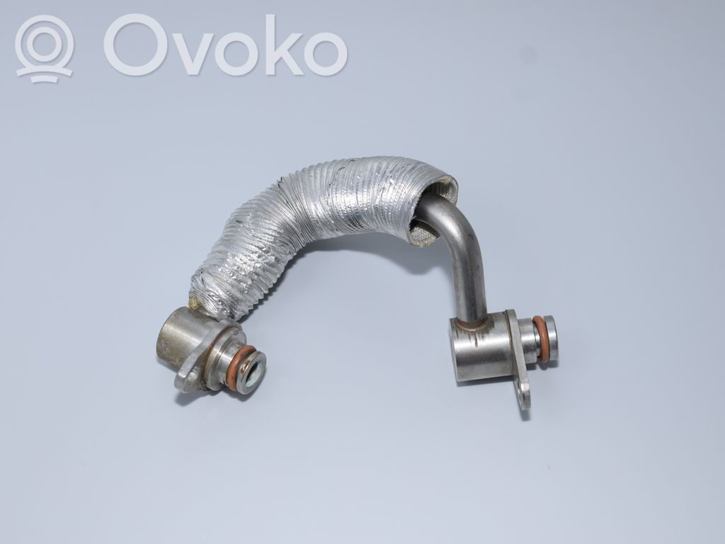 BMW 5 F10 F11 Oil fill pipe 