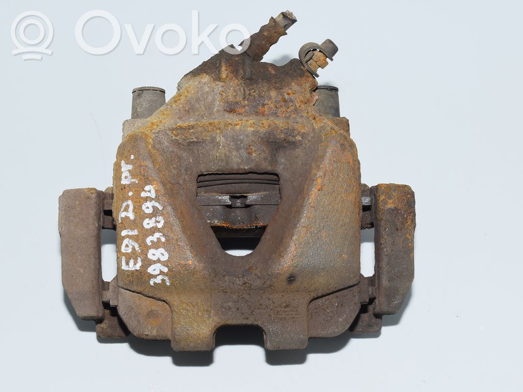 Front brake caliper