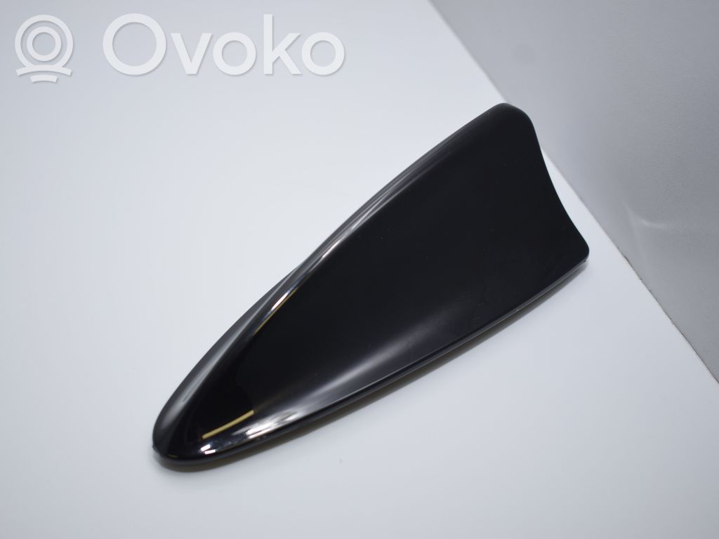 BMW 5 E60 E61 Cache enjoliveur d'antenne de toit (GPS) 