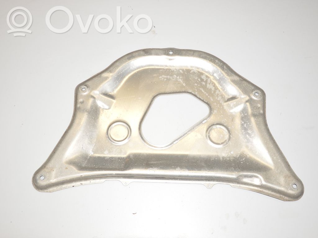 BMW 7 E65 E66 Variklio dugno apsauga 