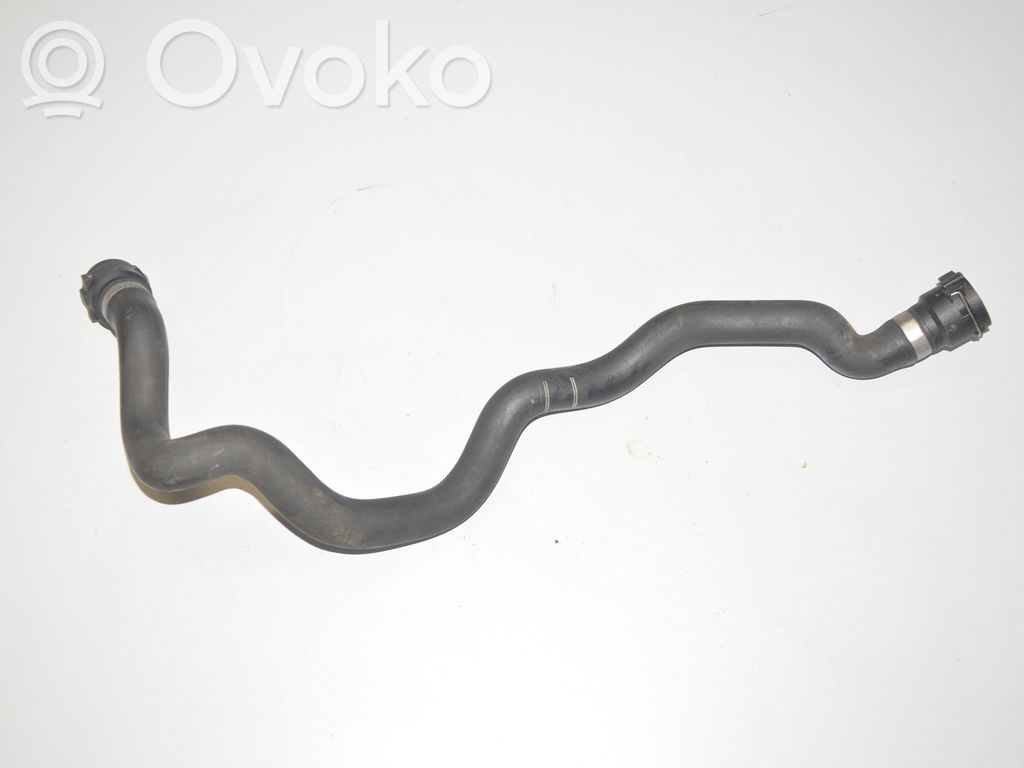 BMW 5 E39 Engine coolant pipe/hose 