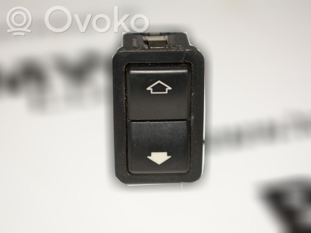 Elektrisko logu slēdzis   8368974