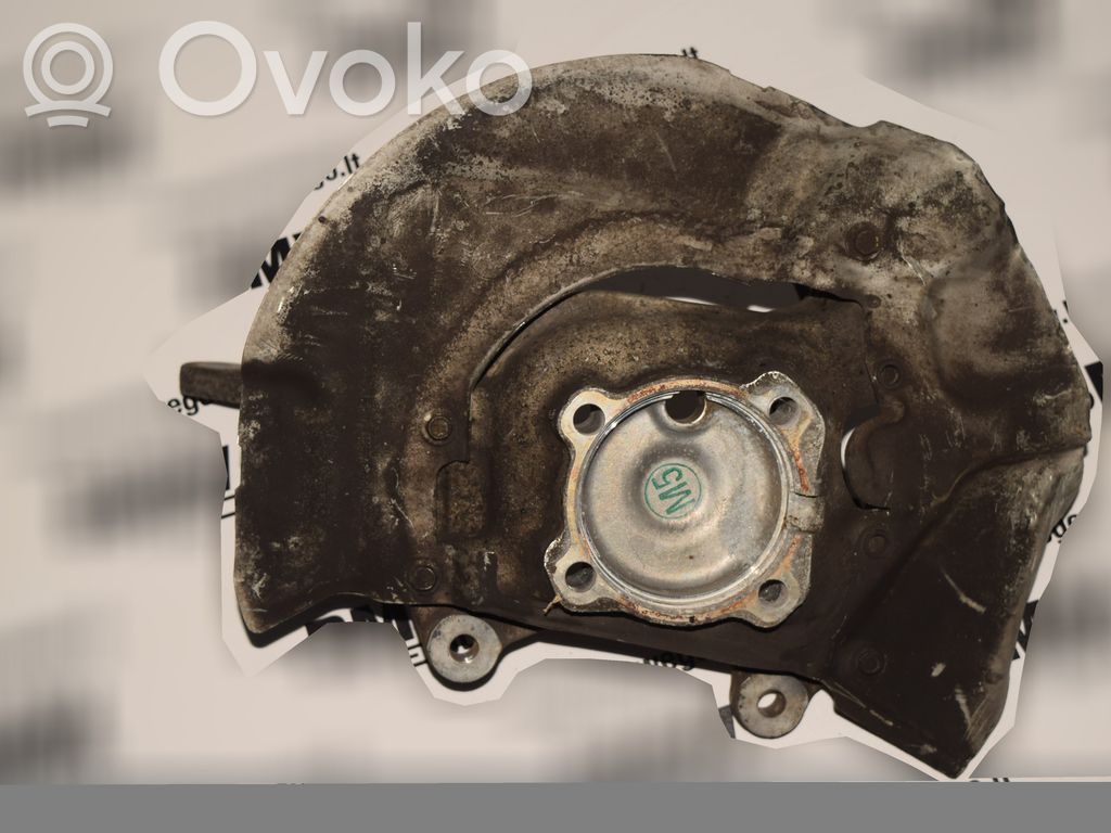 Front wheel hub