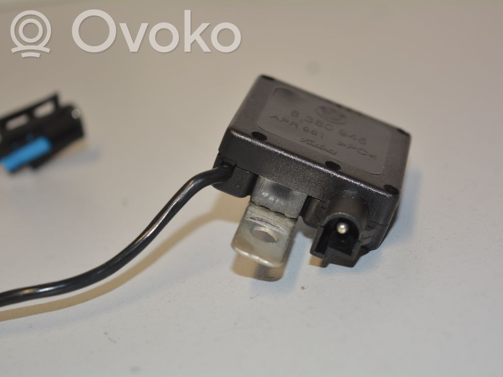 Antenas pastiprinātājs   8380945