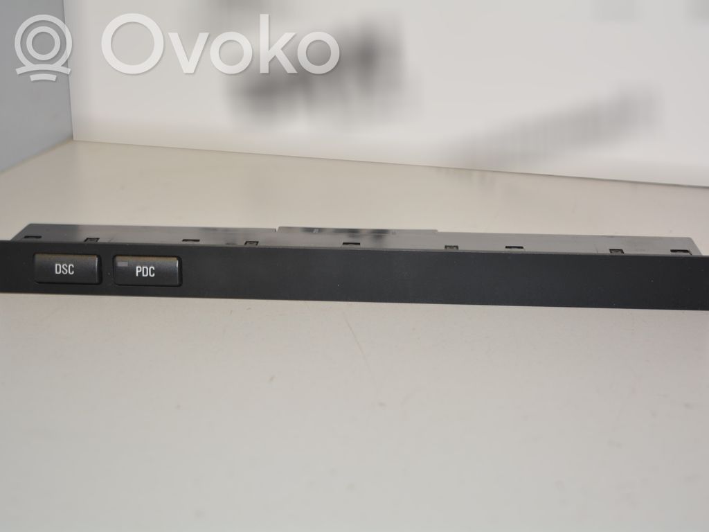 Other switches/knobs/shifts   8373769