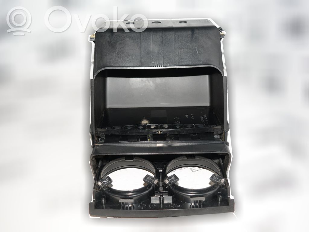 Cup holder back   8402965