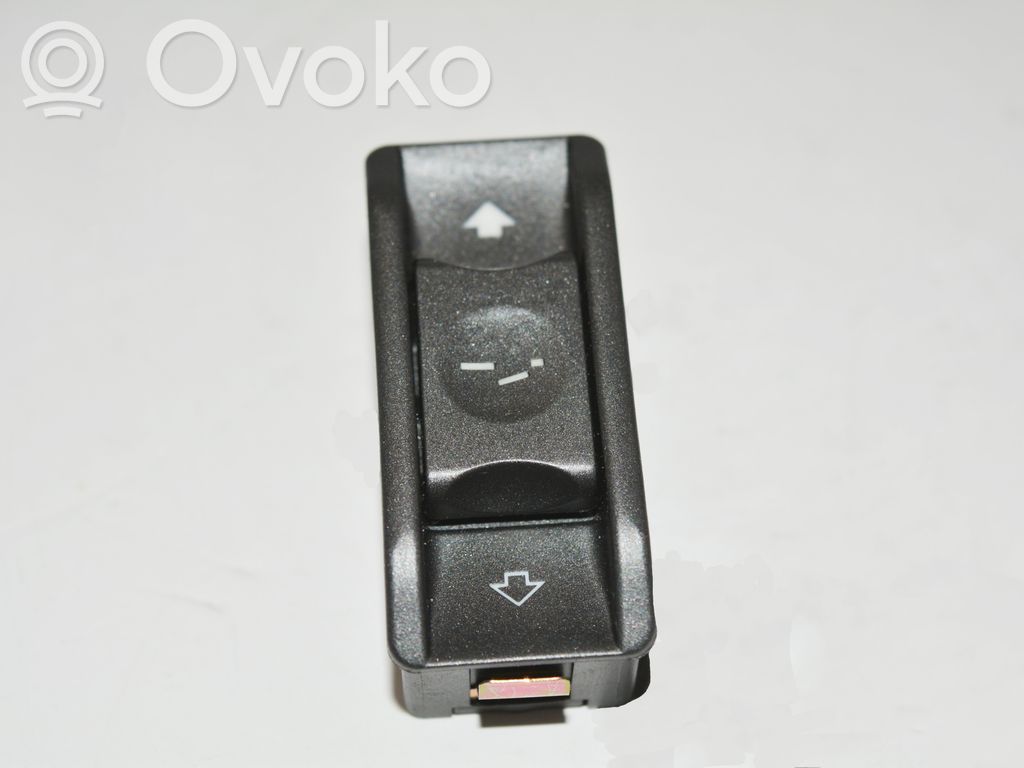 Sunroof switch   6942068