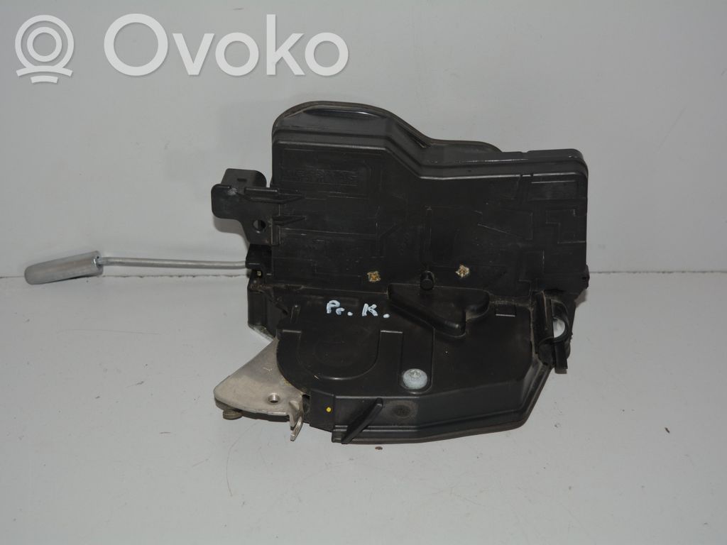 BMW 7 E65 E66 Front door lock 