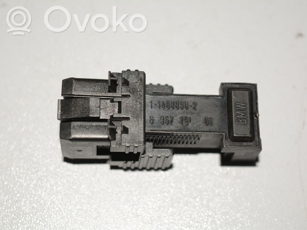 BMW X5 E53 Brake pedal sensor switch 