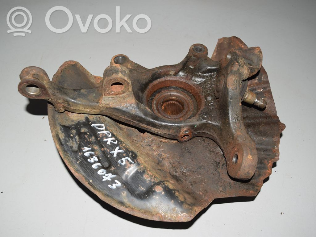 Front wheel hub