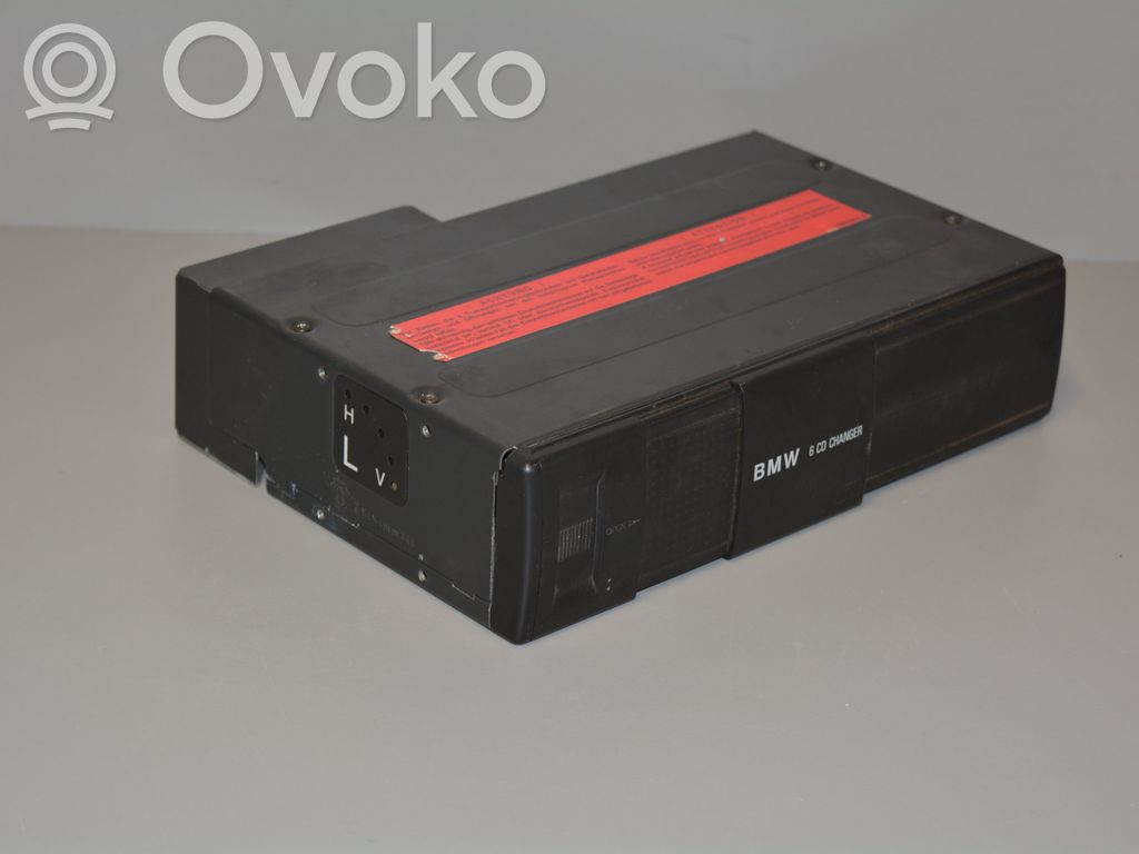 CD/DVD mainītājs   8361584