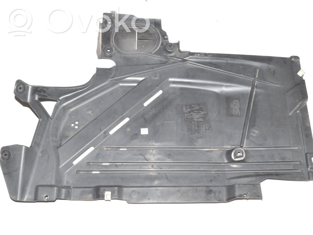 BMW 2 F46 Osłona boczna podwozia 