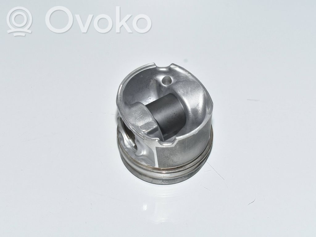 BMW 7 F01 F02 F03 F04 Piston 