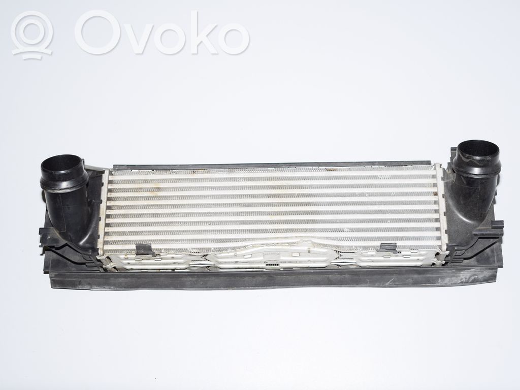 BMW 2 F22 F23 Interkūlerio radiatorius 