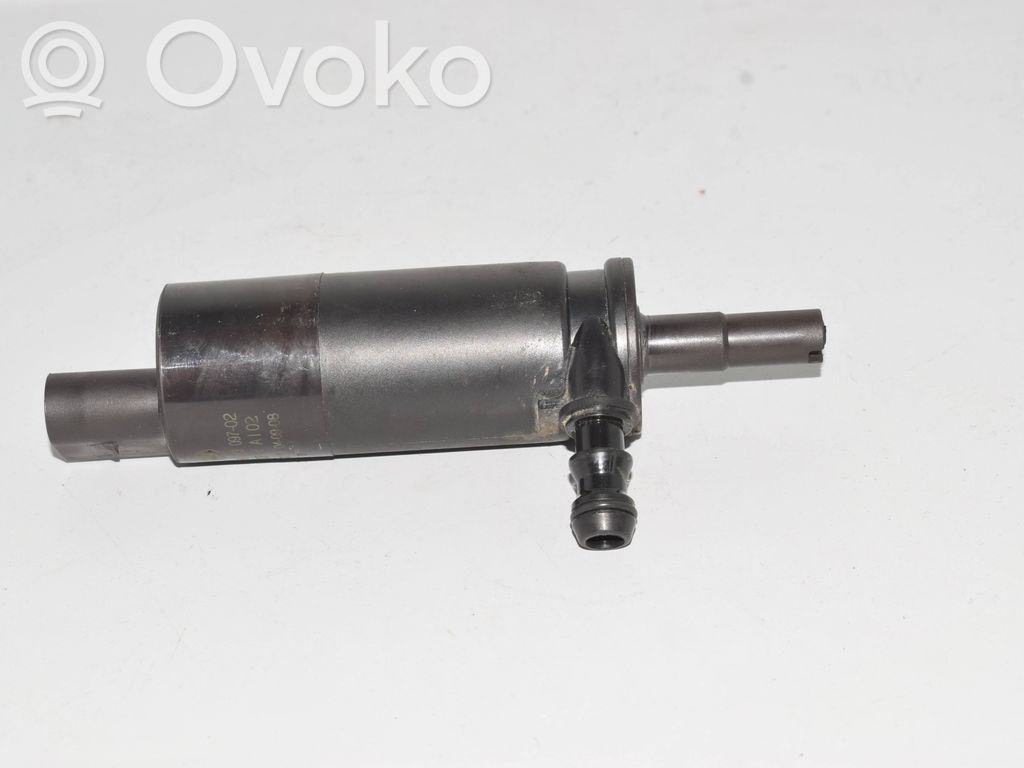 Headlight washer pump   6973097,1108659,1112804,1209387,1J0955681,2M2113K082AA,3B0955681A,67120154875,67126973097,67128362157,67128377430,67128377613,YM2113K082BA
