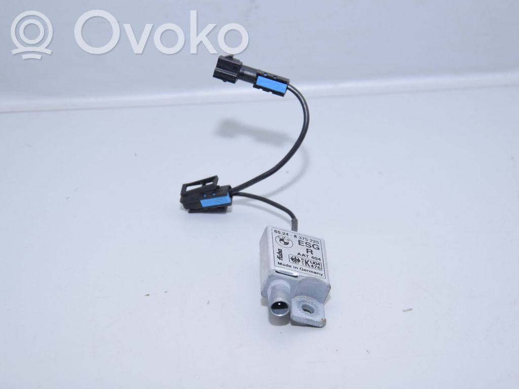 BMW 7 E38 Antenos stiprintuvas 