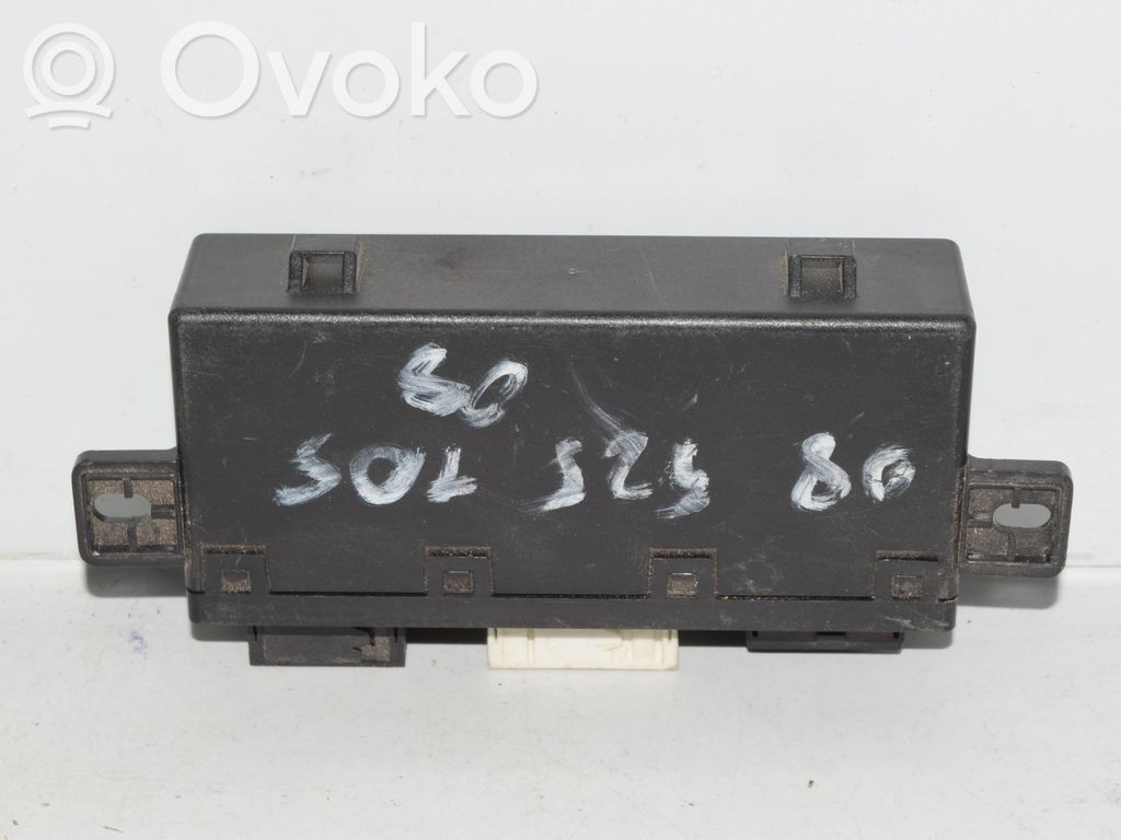 BMW 5 E39 Oven ohjainlaite/moduuli 