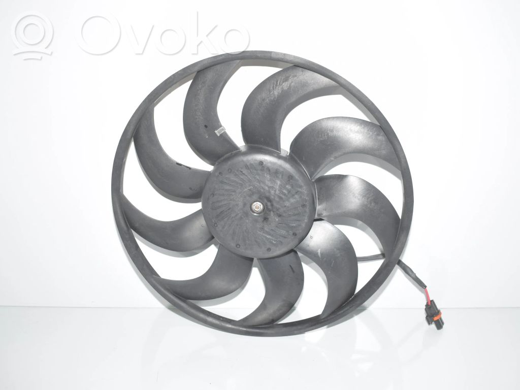 BMW 2 F22 F23 Elektrisks radiatoru ventilators 