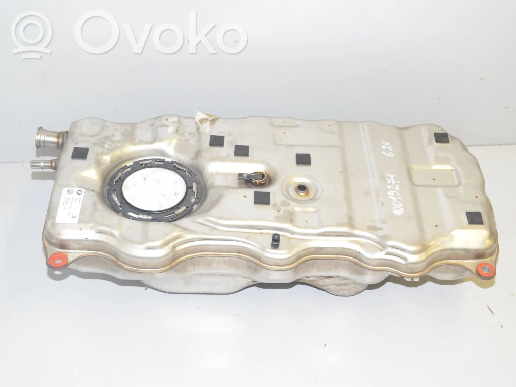 BMW 3 G20 G21 Zbiornik paliwa 