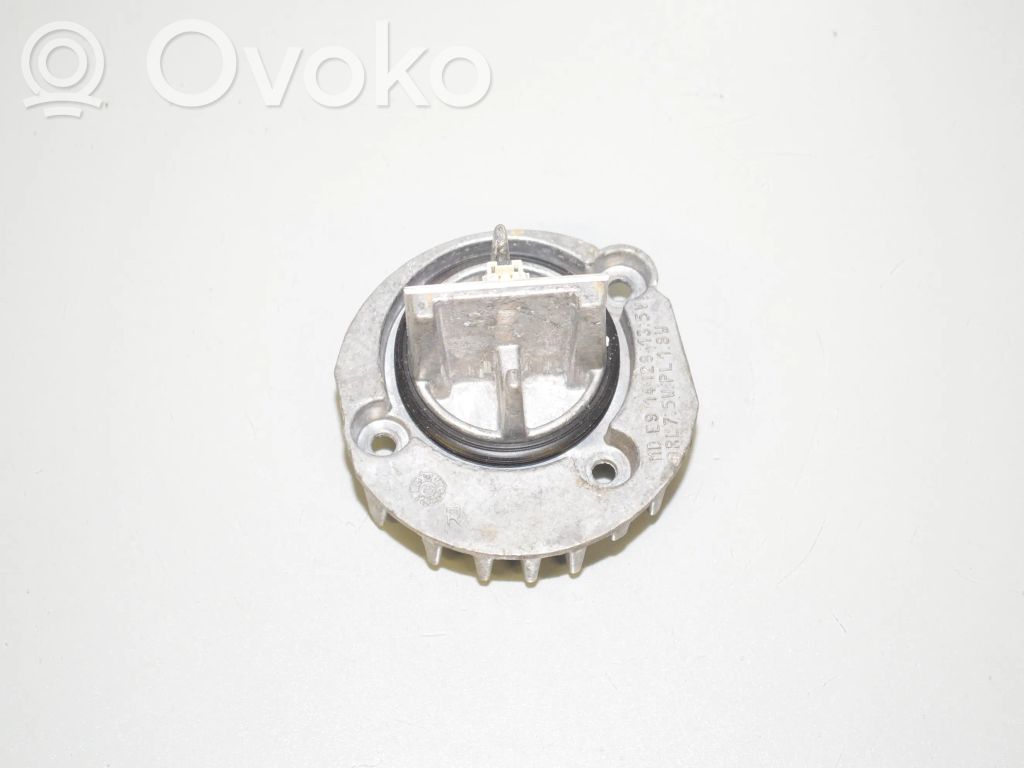 BMW 2 F22 F23 Módulo de control de balasto LED 