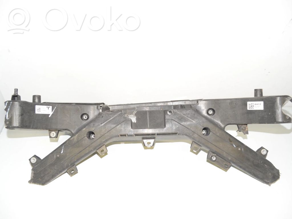 Tesla Model 3 Radiatorių panelė 