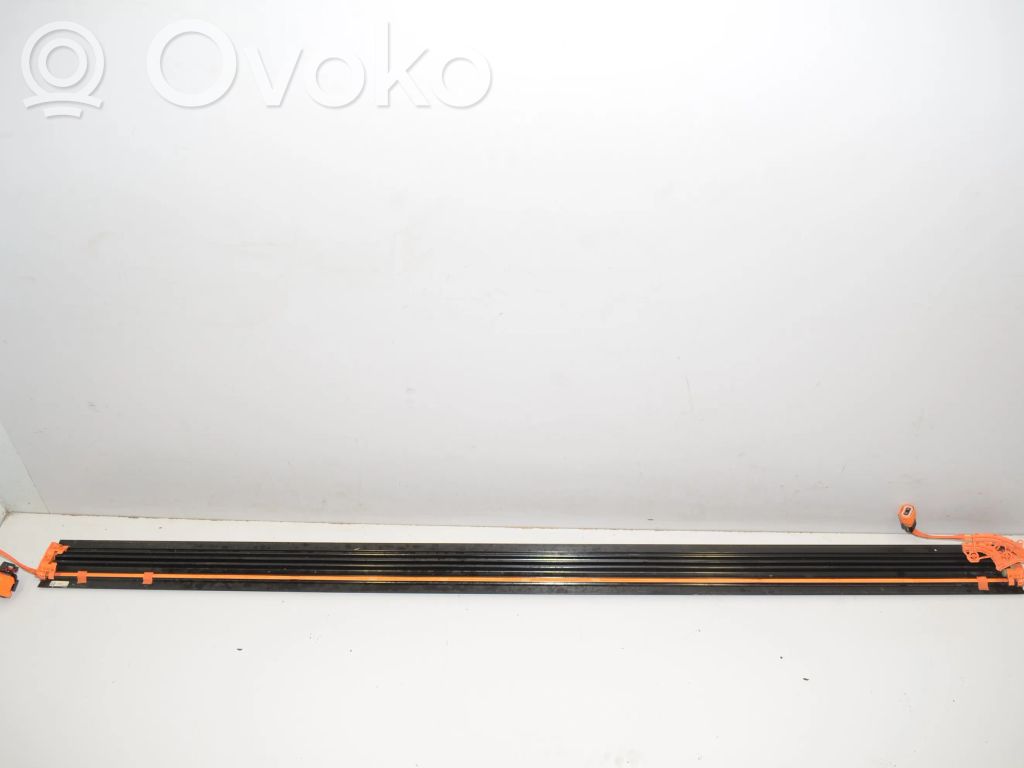 Tesla Model 3 Muu johtosarja 